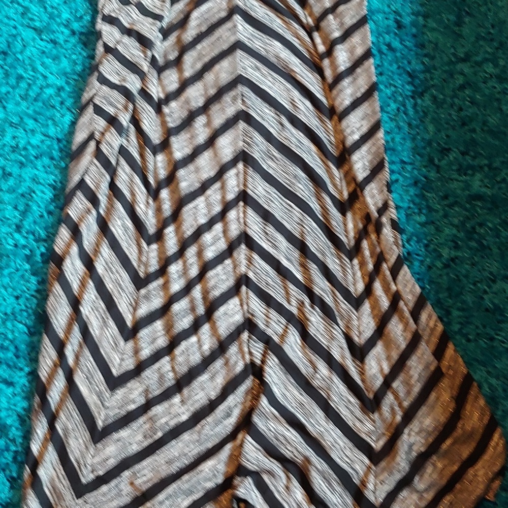 Maurices black silver plus sz 2 maxi skirt